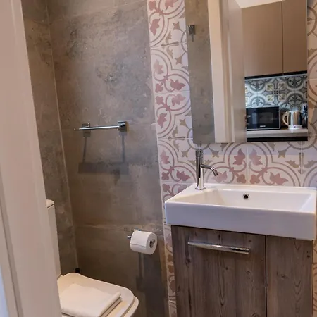 Апартаменты Emilio's *