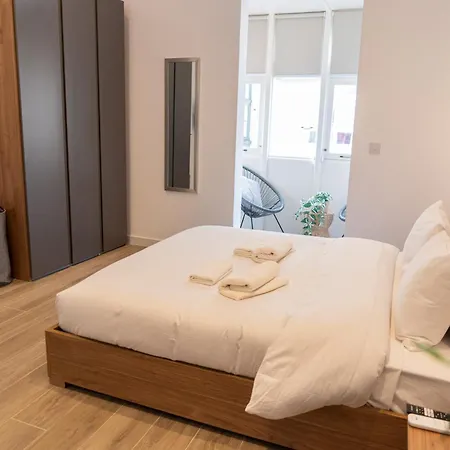 Emilio's Apartman Sliema