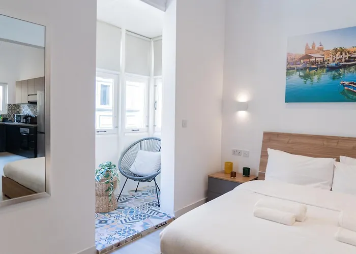 Emilio's スリーマ